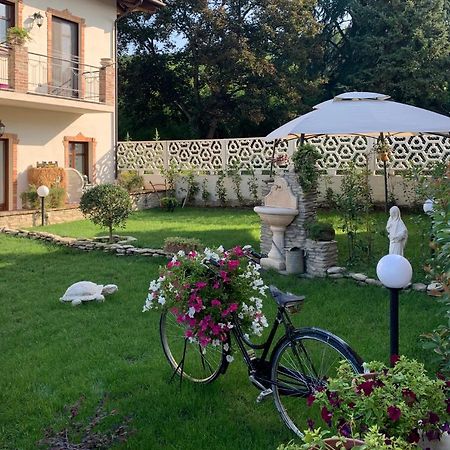 Ca Reginella B&B Diano dʼAlba エクステリア 写真