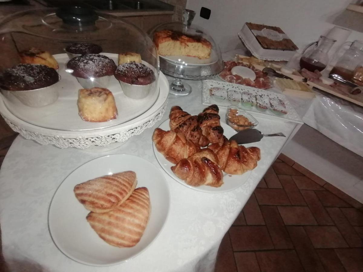 Ca Reginella B&B Diano dʼAlba エクステリア 写真